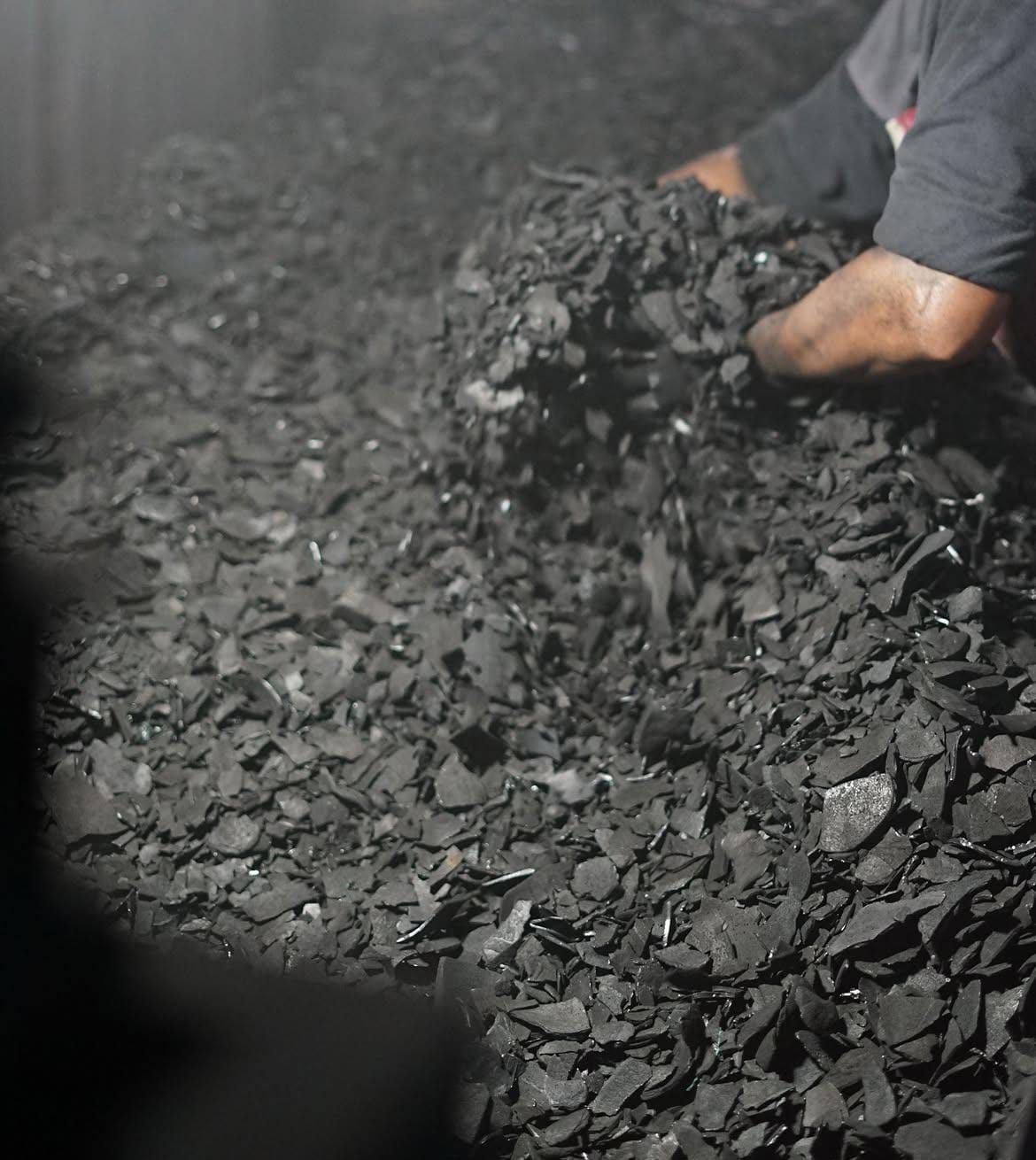 Selected coconut shell charcoal raw material for COCOPREM briquettes